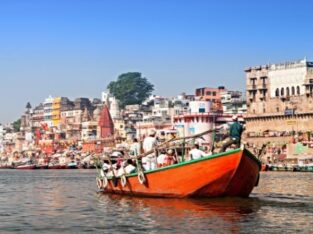 Dasaswamedh Ghat